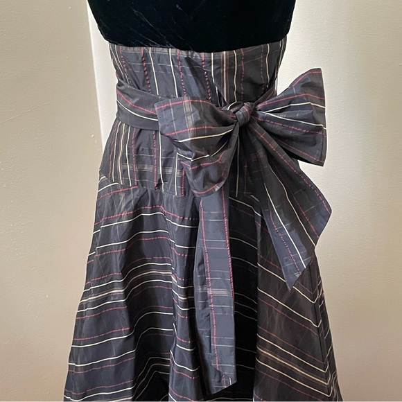 BCBG Max Azria Formal Black Dress Size 4 Ruffle Fit & Flare Cocktail Black - Picture 3 of 15